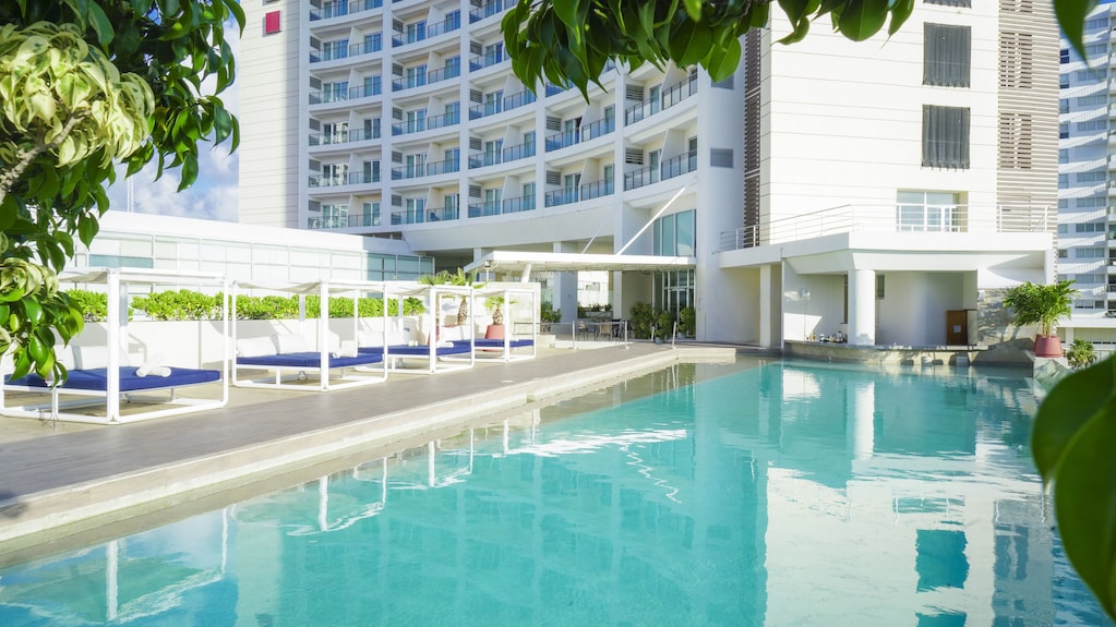 マンダラビーチクラブVIPナイトアウト 2025 - カンクン