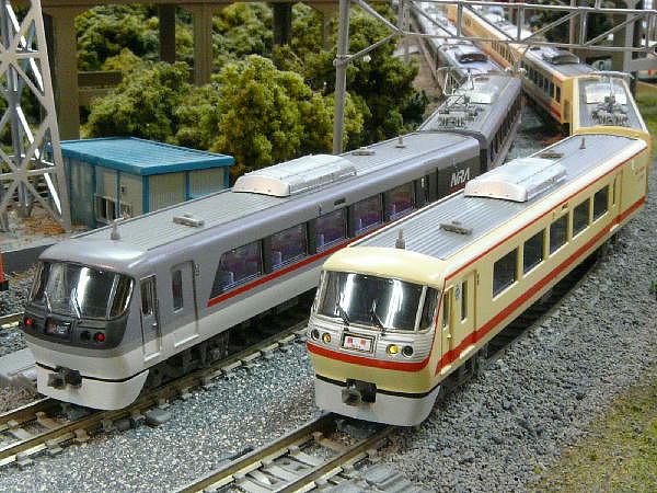 新宿線 特急レッドアロー号 ：西武鉄道Webサイト