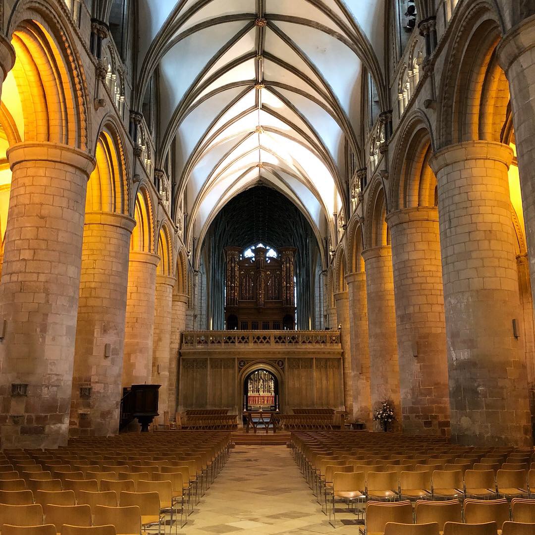 ハリー・ポッターのロケで使われてるグロスター大聖堂のあるグロスターのガイド・みどころと行き方とお店 イギリスの観光ガイド-アラフィフからの海外一人旅＆アラフォーからの沖縄離島一人旅