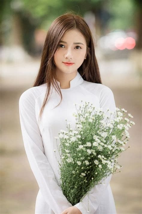 ベトナム女子代表のホットガール2人が旧正月に艶やかな姿を披露 : ベトナムフットボールダイジェスト＋