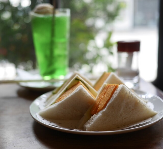 喫茶チロル, なんでもあるんじゃないの？ってくらい, 喫茶店といえば！なグルメが揃う「チロル」。,