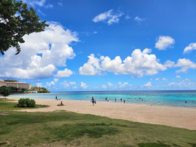 グアムでシュノーケル その２＠ガンビーチ : manic?