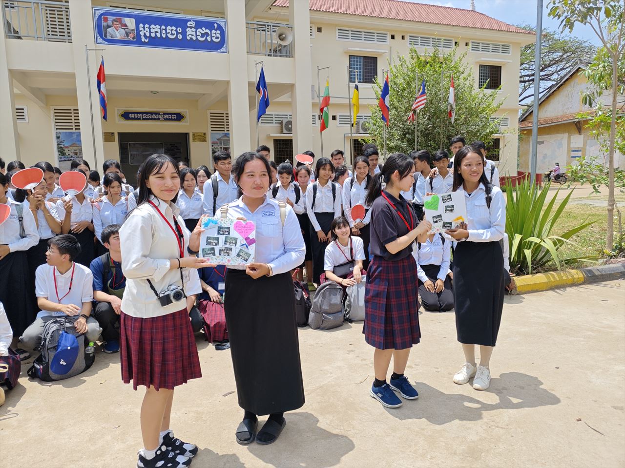 キリングフィールド・地雷を踏んだらサヨウナラ・アンコールワットに誓う師弟の絆DVDガイドブックカンボジア - カンボジア現地旅行会社