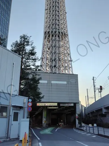 東京スカイツリーとイーストタワー 写真素材1839390- フォトライブラリ