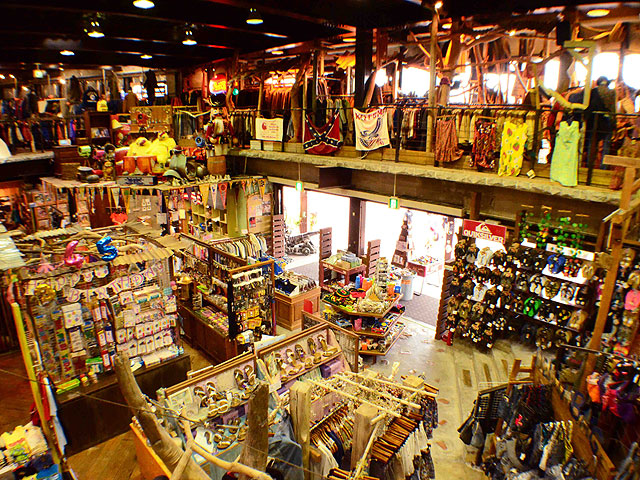 日本製島ぞうり専門店 OKICHU オキチュウ沖縄県中頭郡北谷町詳細 周辺情報