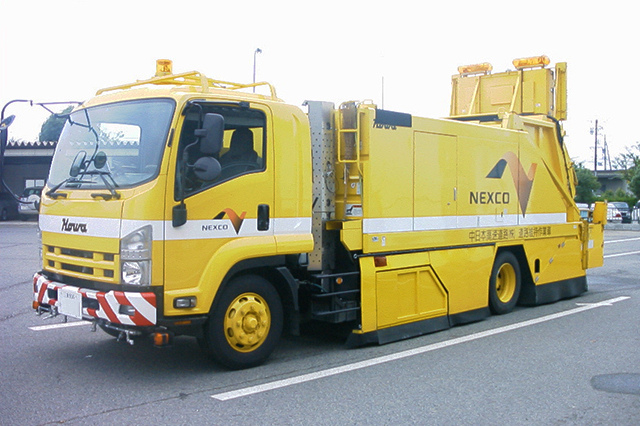 路面清掃車はたらくクルマ MOTA