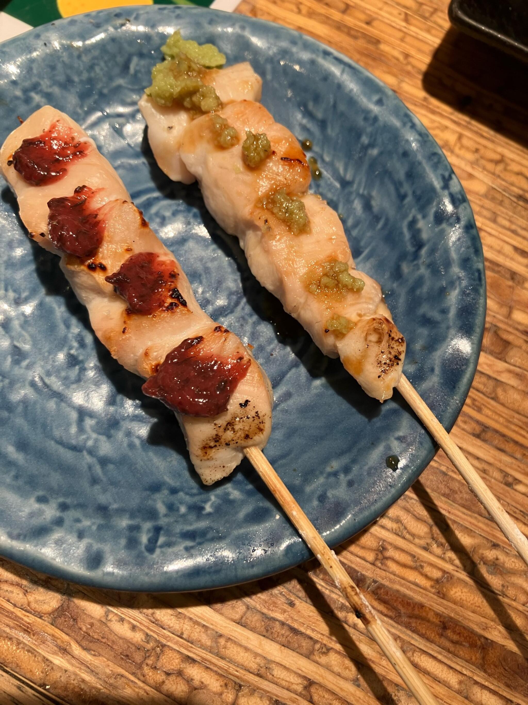 ・, 炭火焼鳥×ワインを気軽に楽しむレアル星が丘店, 名古屋市千種区にあるレアル星が丘店は、星ヶ丘駅から徒歩5秒の好立地。,