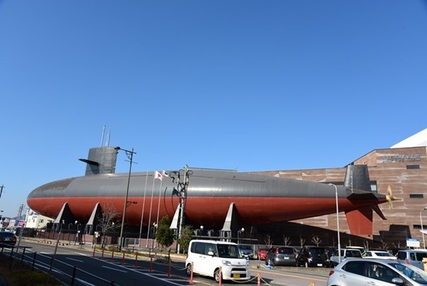言わずと知れた🇯🇵戦艦「大和」⚓️🫡 このアングルだとかなり坂になってて幅広な上甲板がよくわかりますね🤩 ・