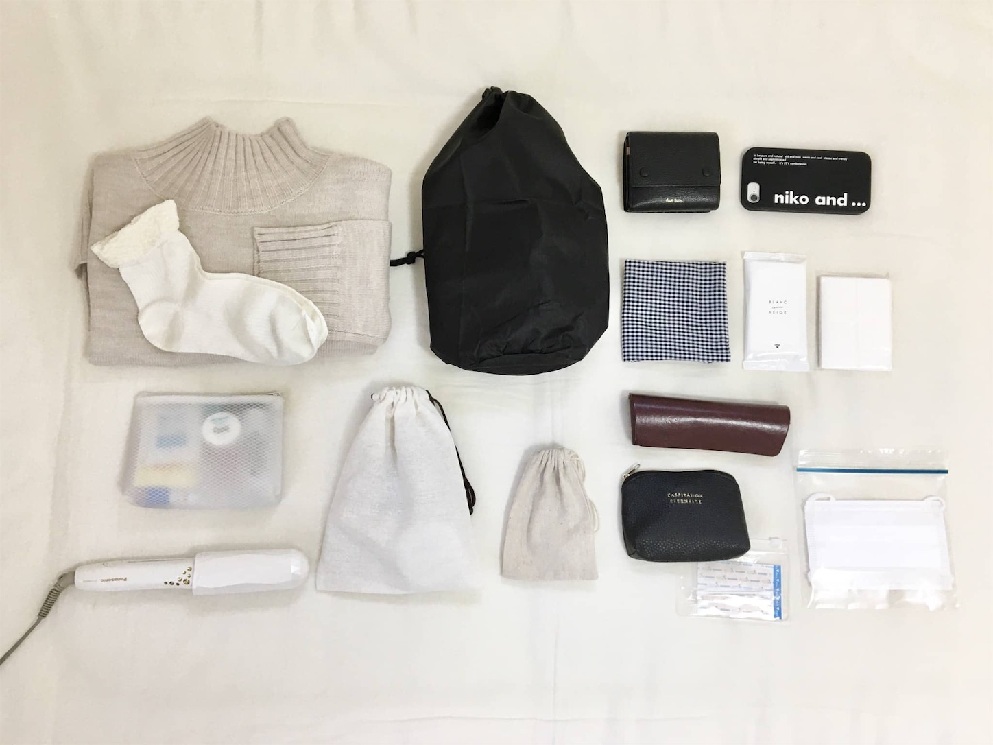 夏の1泊2日 ミニマリストの旅行荷物と身軽なパッキング方法ミニマリストあんなんのブログ