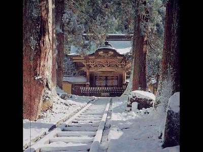 冬の日本海グルメ旅 １ 雪の永平寺、一乗谷朝倉氏遺跡そして本場の越前ガニを食す』永平寺・丸岡 福井県