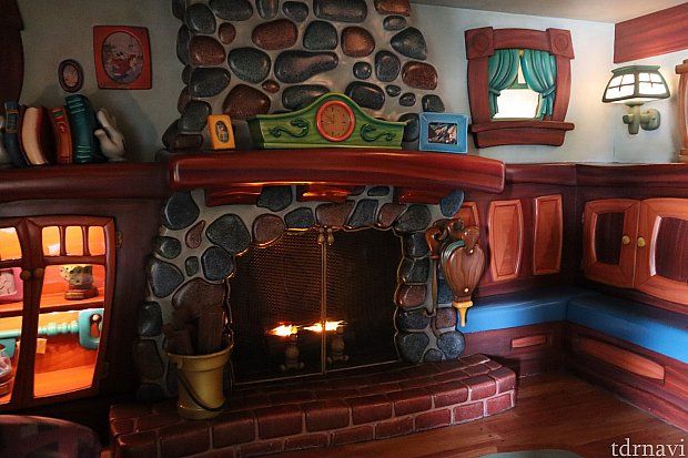 ディズニー TDL トゥーンタウン ミニー・ミッキーの家