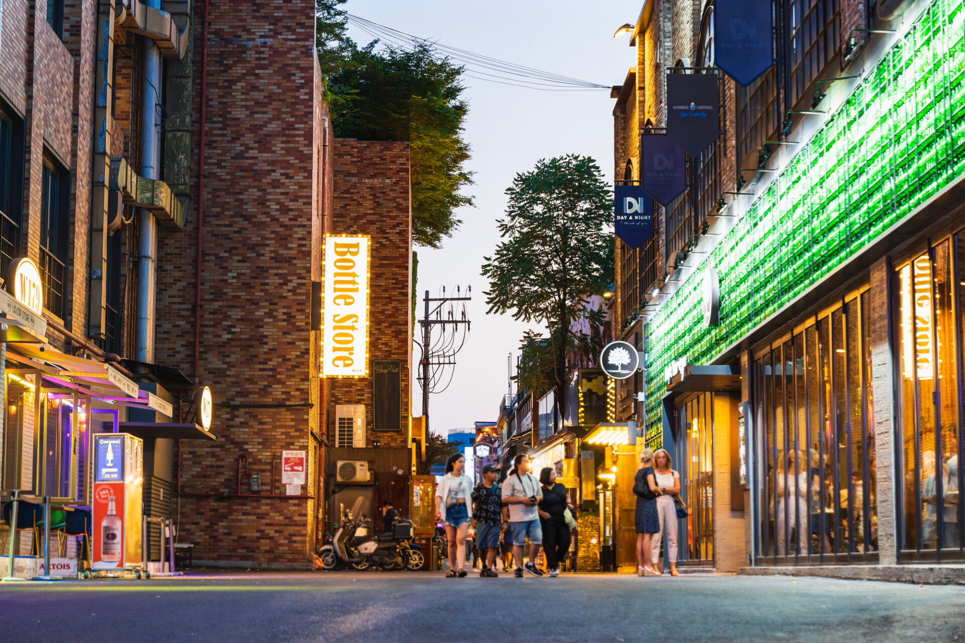 98,300点を超える韓国 街のストックフォト、写真、そしてロイヤリティフリーの画像 - iStockバリ