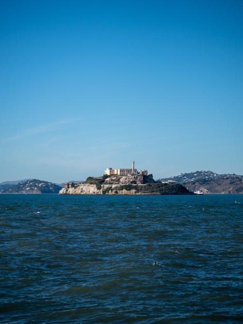 かつてはアル・カポネらを収容 アルカトラズ刑務所の再建をトランプ大統領が指示「最も暴力的な犯罪者を収容する」TBS NEWS DIG