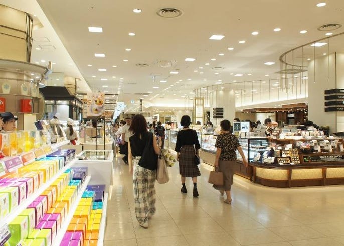 梅田 沖縄から東北まで！大阪から出ずに全国のお土産をゲットしよう