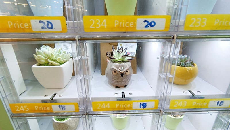 マレーシアではまだまだ珍しい自販機 - Jalan Makan -ペナンと日本でJalan