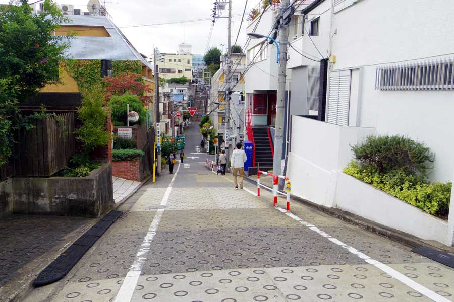 君の名は。』ファン必見！東京都 四谷駅周辺で楽しむ聖地巡礼×観光スポット3選 »