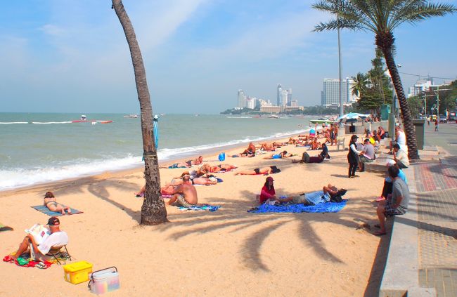 モーダス パタヤ ビーチフロント宿泊レビュー。高層階のオーシャンビュー客室はかなり良い。1泊7,000円前後ならあり。タイ一択