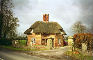 イギリスの田舎暮らしに学ぶ心豊かなライフスタイルの知恵と「カントリースタイル」の魅力・施工事例をご紹介茨城県の輸入住宅 四季彩建設