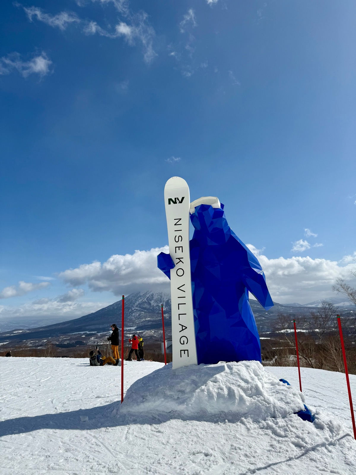 2025年 ニセコ ビレッジ スキー リゾート