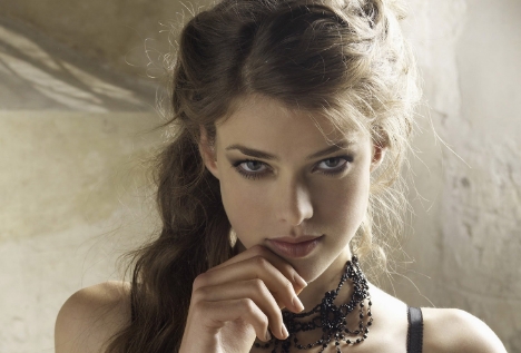 ミスコン受賞の常連国は、美人を国策として育成していた！？著名人LEON レオン オフィシャルWebサイト