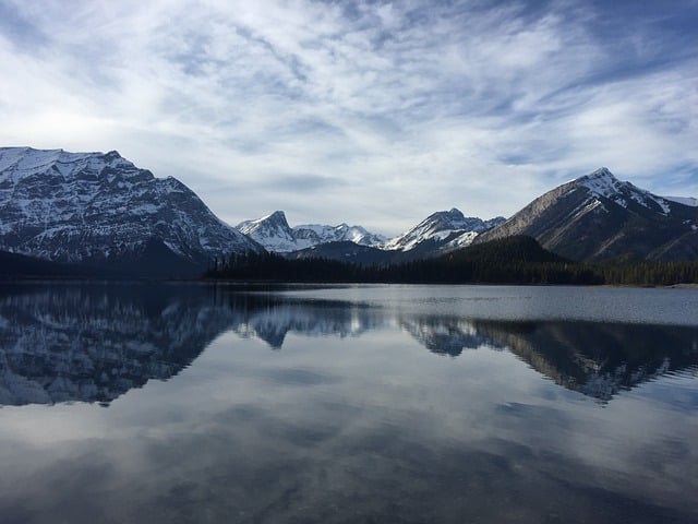 ユーコン川のオーロラ、カナダ 写真素材4075630- フォトライブラリ