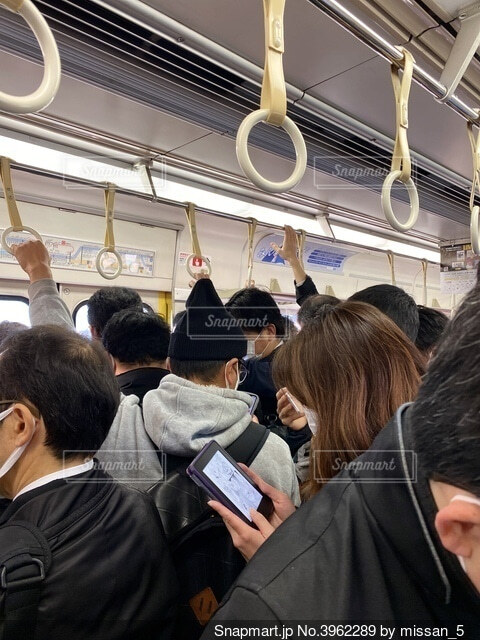 733系電車の車内: 北海道鉄道夢の跡 Powered by