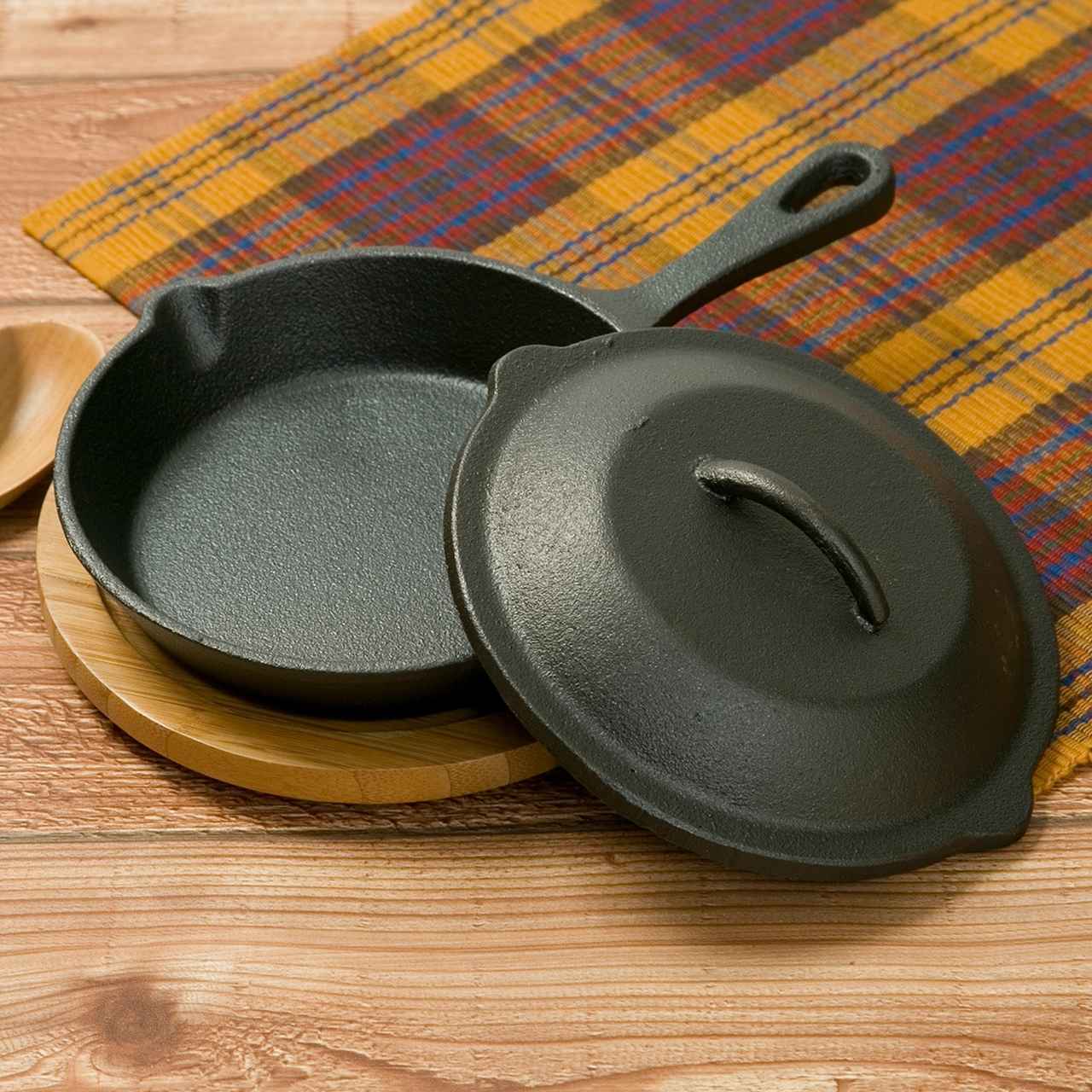 ニトリ NITORIガス火 超軽量 深型フライパン 26cm