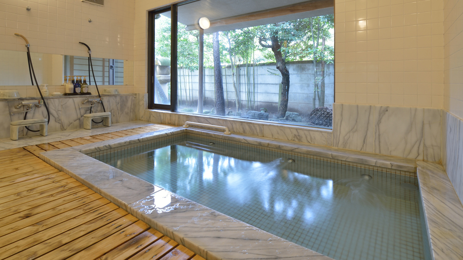 @machiko3143◀︎他の投稿はこちら, 鎌倉ひとり旅1泊2日、, 2日目鎌倉～江ノ島の動画です✨, 📍イワタコーヒー, 📍江ノ島電鉄,📍鎌倉大仏殿高徳院,