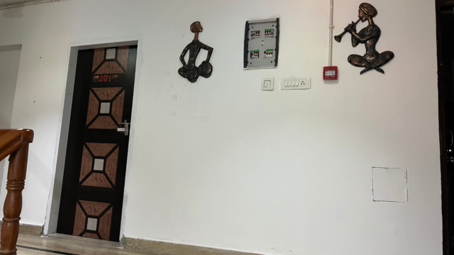 PURI日本人宿サンタナロッジへ。「みずから望み、叶える女性に」イエティ土川◇TimeWaver バングラデシュ在住