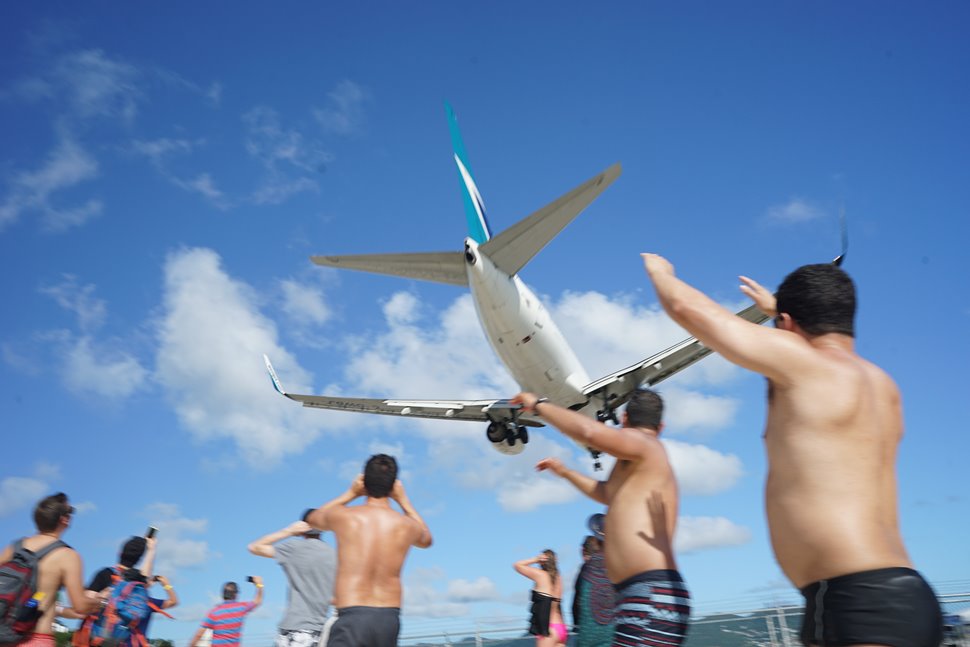 マホビーチ」徹底ガイド旅の大事典