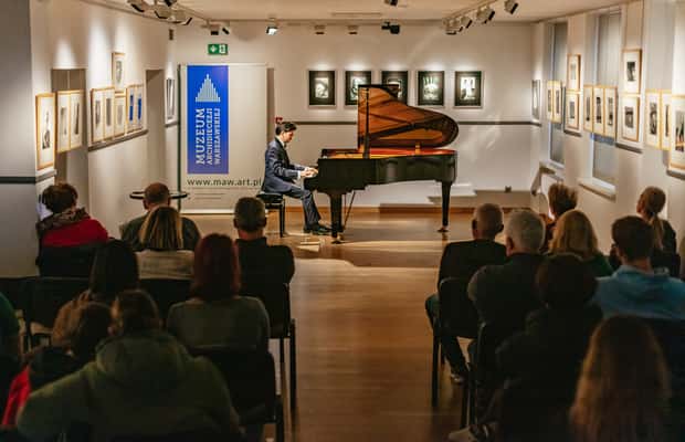 ワルシャワ・フィルハーモニーホール で良い座席はどこ？ショパン国際ピアノコンクール鑑賞における眺望と音の比較