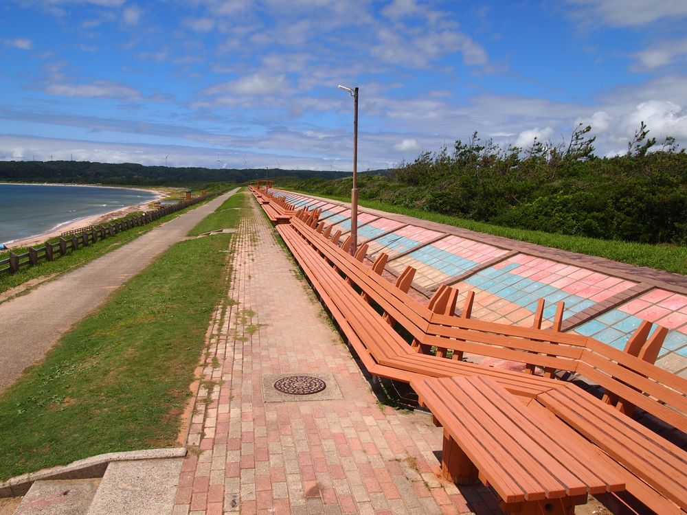 世界一長いベンチ -石川県 の詳細情報ことりっぷ