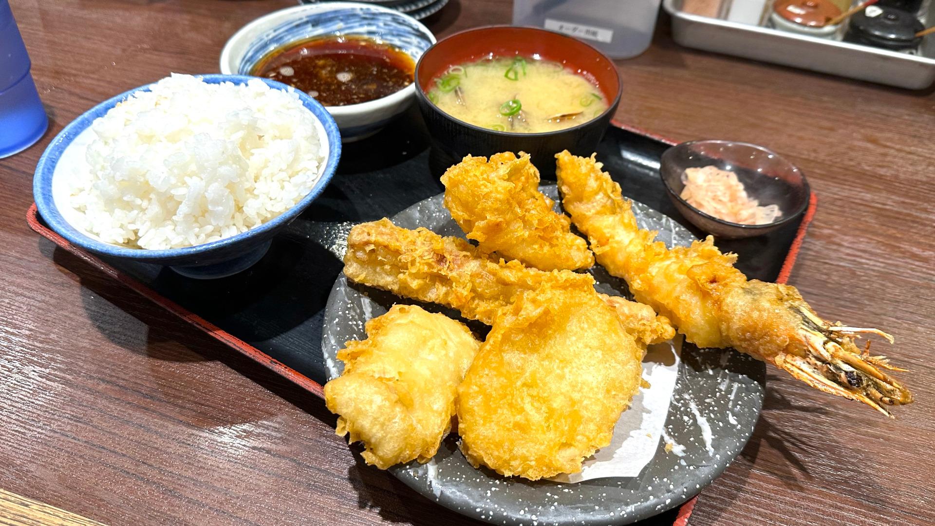 ステーキ＆和牛ハンバーグ ホワイティー梅田コマツバラファーム -