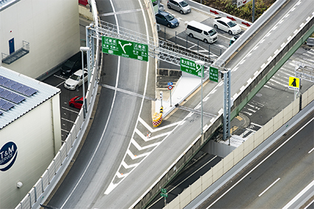 高速道路「初見殺しのJCT」5選 長～いランプに複雑分岐 車線移動はお早めに -