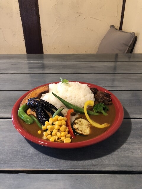 栃木市のランデブーさん🍴 街から離れた洋食屋さん。 チーズハンバーグランチ頂きました🎵 生家から程なくなところにありましたが行ったことなかった😄