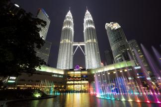 ペトロナスツインタワーに登る - おまけの会社員生活