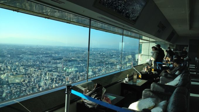 みなとみらい ここ知ってる？超絶景スポット✨横浜みなとみらいを一望できる無料展望台に行ってみて♪MORE