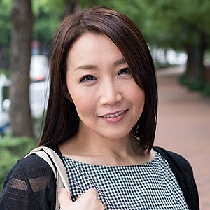 Amazon.co.jp: 小向美奈子 さん