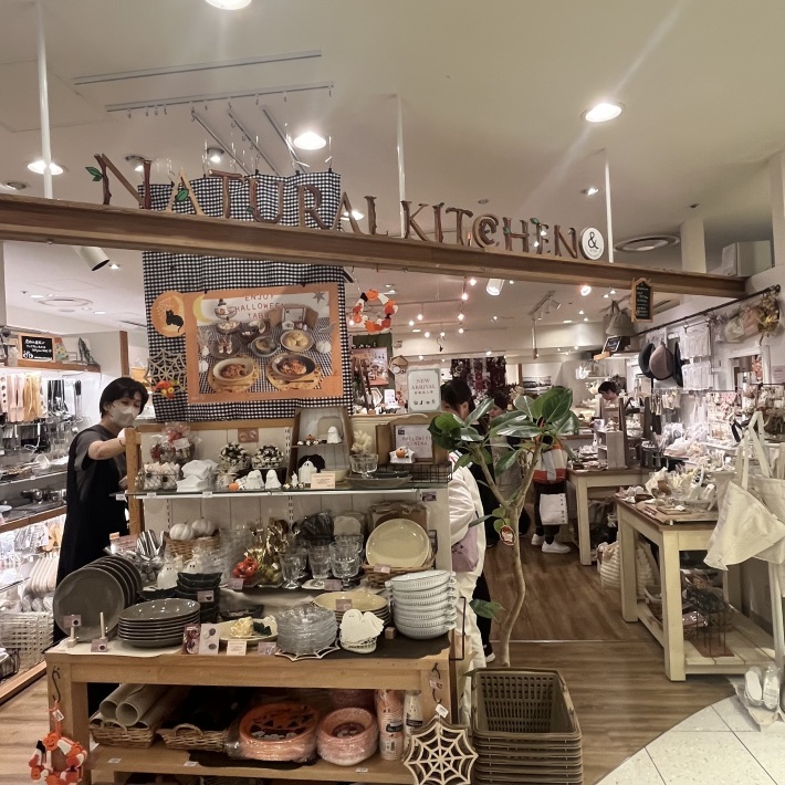 教室の生徒さん同士でウィンドウショッピングを楽しんでいらっしゃいました♪ファッションプラザ ふじや