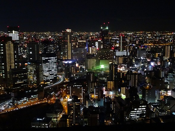360度の夜景が広がる空中庭園展望台が人気「梅田スカイビル」名古屋のビル管理・エレベーター管理・電気代の削減は株式会社RecoD