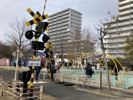 オープンカーに乗りたいなー」 そんなわけで 大芝公園交通ランド@koutsuland へ。交通