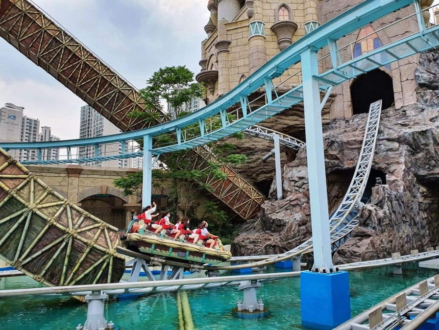 ロッテワールド：ソウルの大人気テーマパーク & ショッピングモール