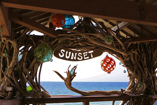 福岡空港からグルメなドライブへ！福岡でいま注目のおしゃれな海リゾート「糸島」で絶景カフェランチ＆スイーツ7選自動車×旅行のお役立ちコラムANASKY コインが貯まるSORAHO