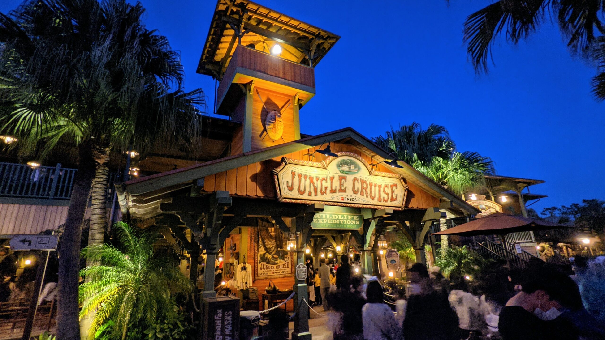 極上の船で行く生ガイド付きクルーズ＞工場夜景ジャングルクルーズ！～第1回かながわ観光大賞受賞～☆女性やカップル、ファミリーにおすすめ☆ リザーブド クルーズ