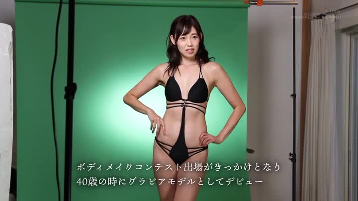 NTRビデオ 後輩のスマホを勝手に見たら、僕の最愛の妻が中出しされてる動画が大量に保存してあった 白河花清