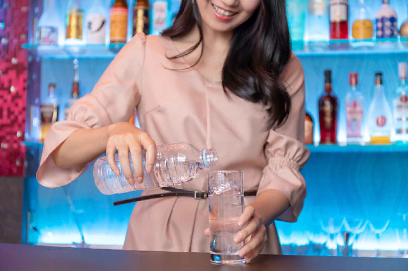 ガールズバー店員をお持ち帰りセックスに持ち込むには？手順・方法を徹底解説！｜出会い系アプリ為にずむ