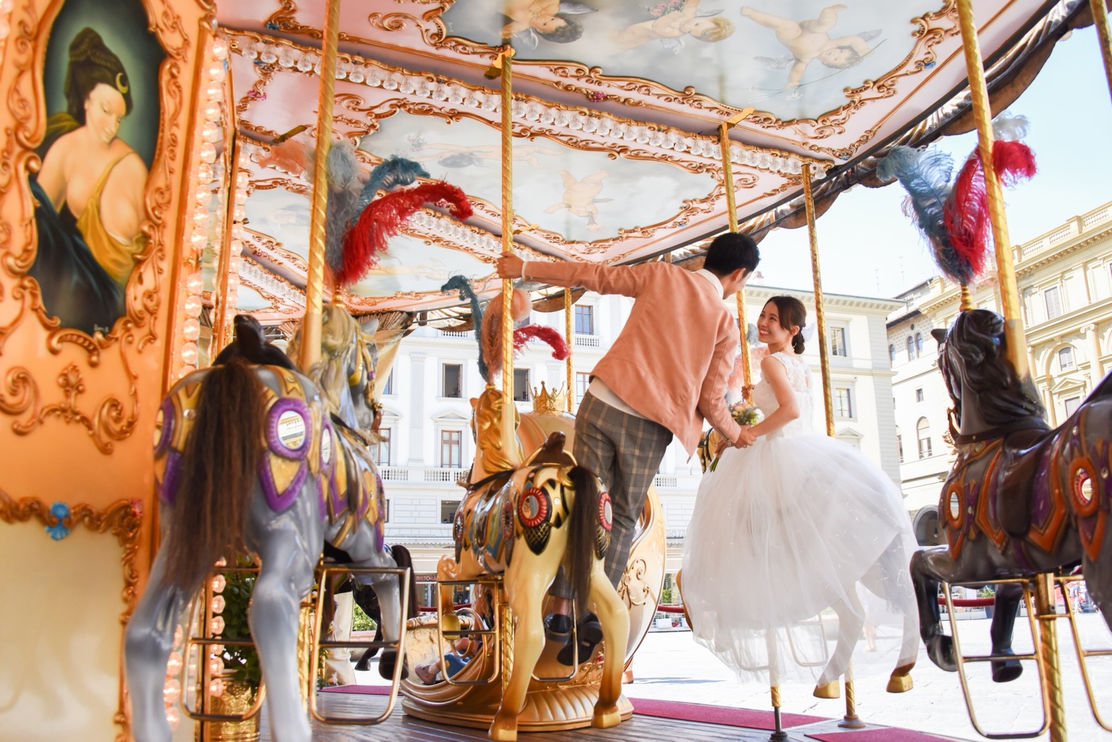 共和国広場のメリーゴーランドイタリア ウェデイング フィレンツェで結婚式現地コーディネート