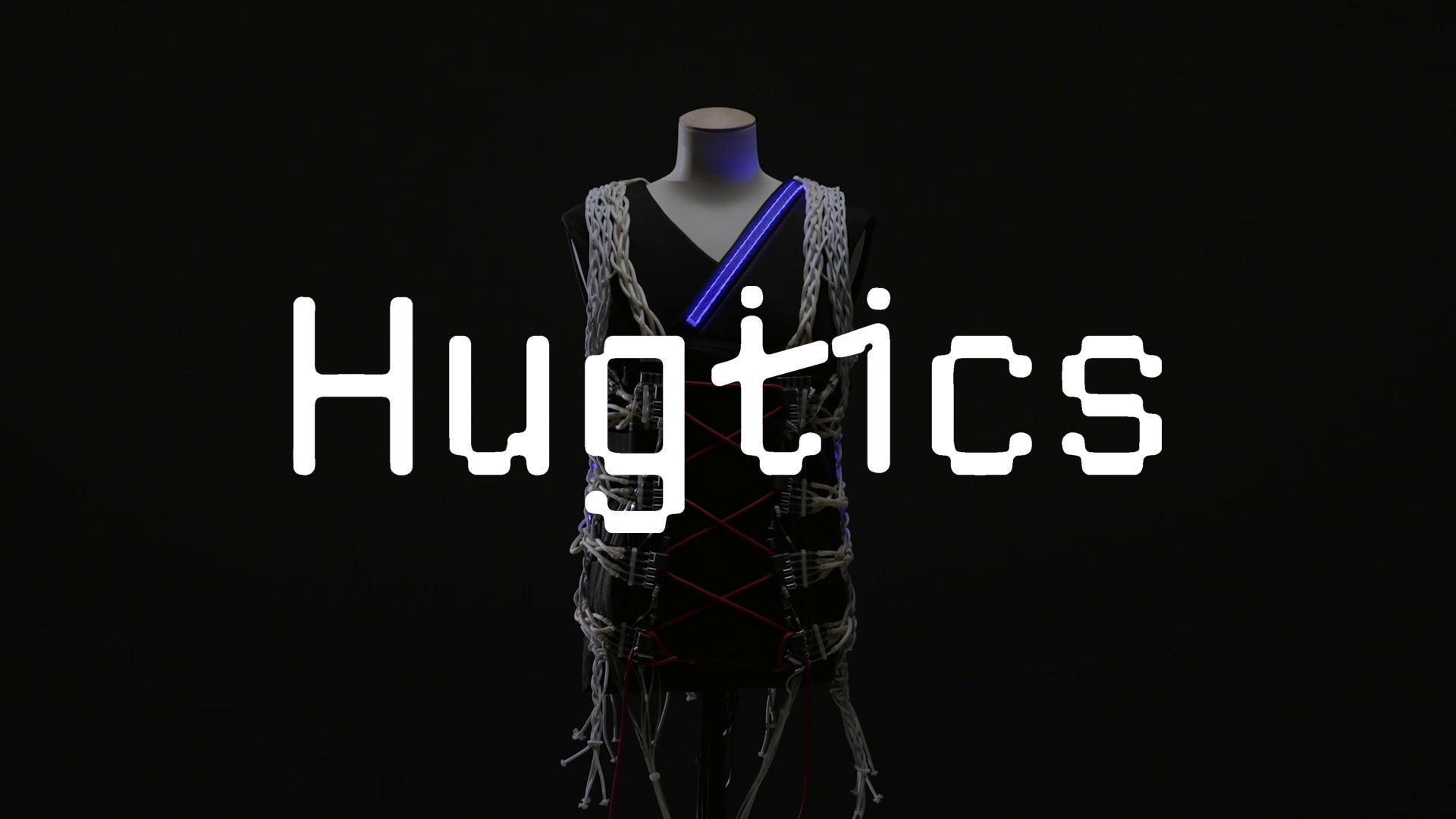 自分で自分をだきしめる新体験 ベスト型ハグ体験テクノロジー「Hugtics」最新作を発表。ハグによる幸福感や自己肯定感など、メンタルヘルスの向上に貢献  |