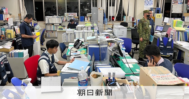 台風11号 北大東空港で最大瞬間風速48.4メートル 沖縄本島地方も夕方から暴風 気象予報士