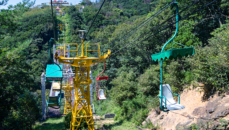 乗り心地の悪さが評判！？ 須磨のカーレーターの愛され力がスゴイ 「いもむしに乗った感じ」 記者体験記
